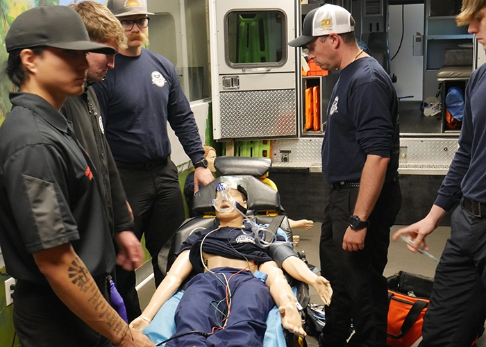 Emergency Medical Technician-02 Emergency Medical Technician-02